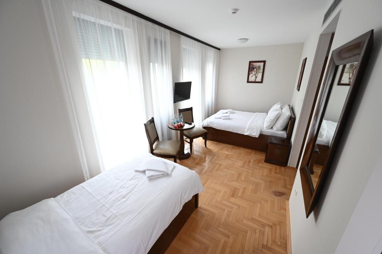 Hotel "Jkc Banja Luka" Exteriér fotografie