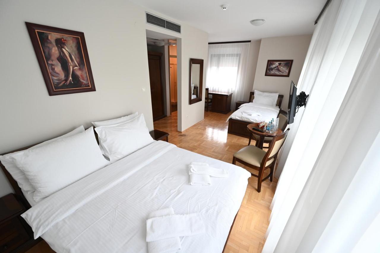 Hotel "Jkc Banja Luka" Exteriér fotografie