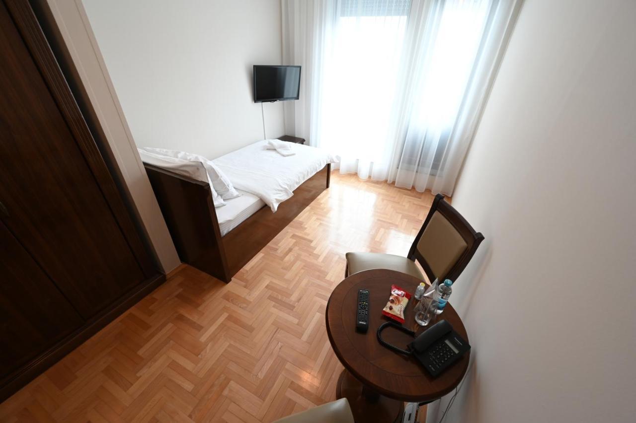 Hotel "Jkc Banja Luka" Exteriér fotografie