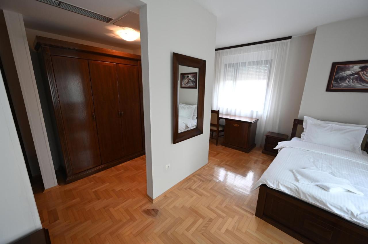 Hotel "Jkc Banja Luka" Exteriér fotografie